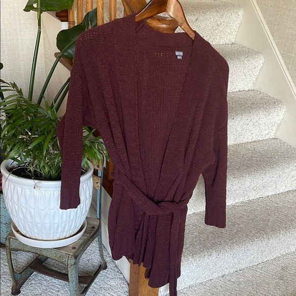 Aerie Cozy Plush Women's Burgundy Cardigan - Picture 2 of 7